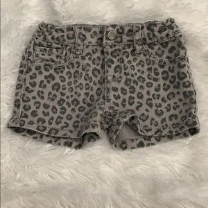 Girls grey leopard shorts